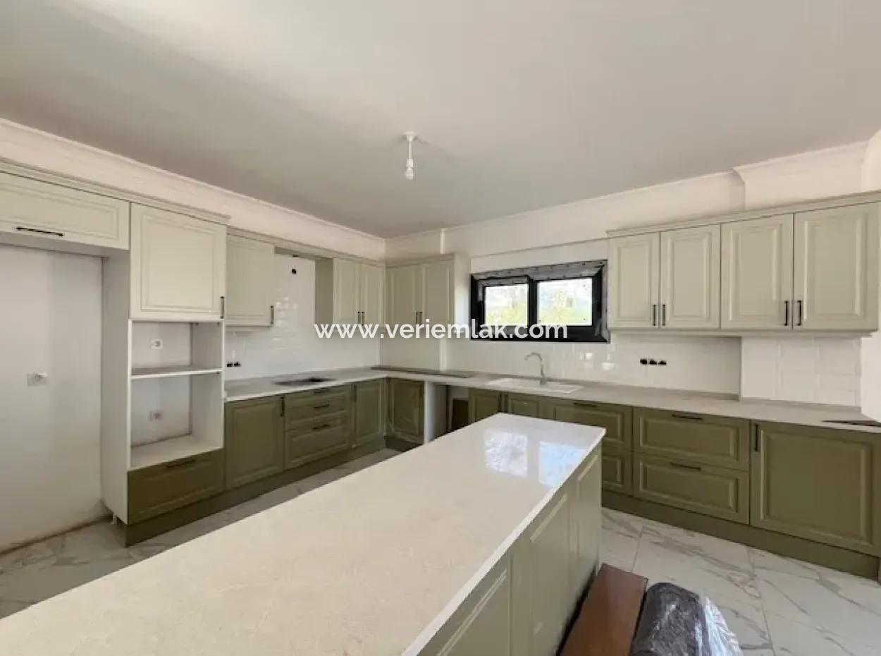 5 In 1 Luxury Mansion With Pool In Kavakdere, Seferihisar