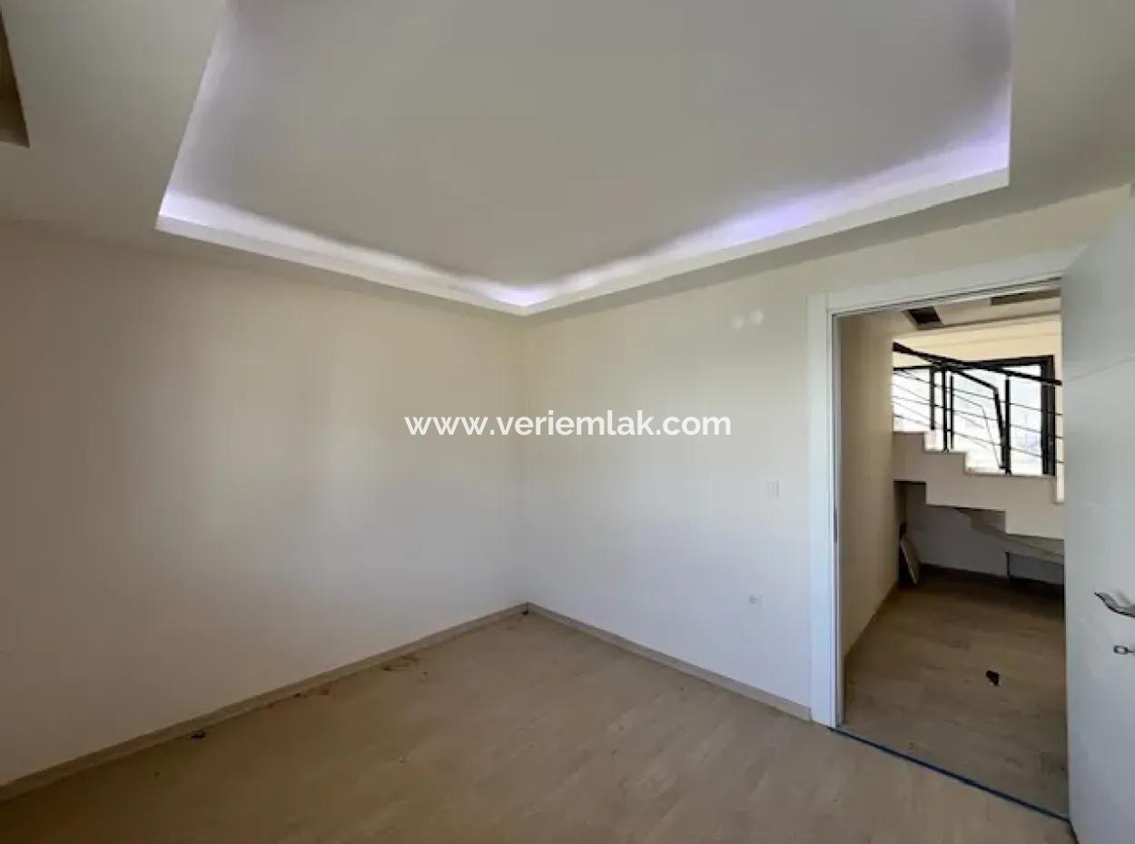 3 1 New Villa For Sale With En-Suite Bathroom In Sığacık Girlen