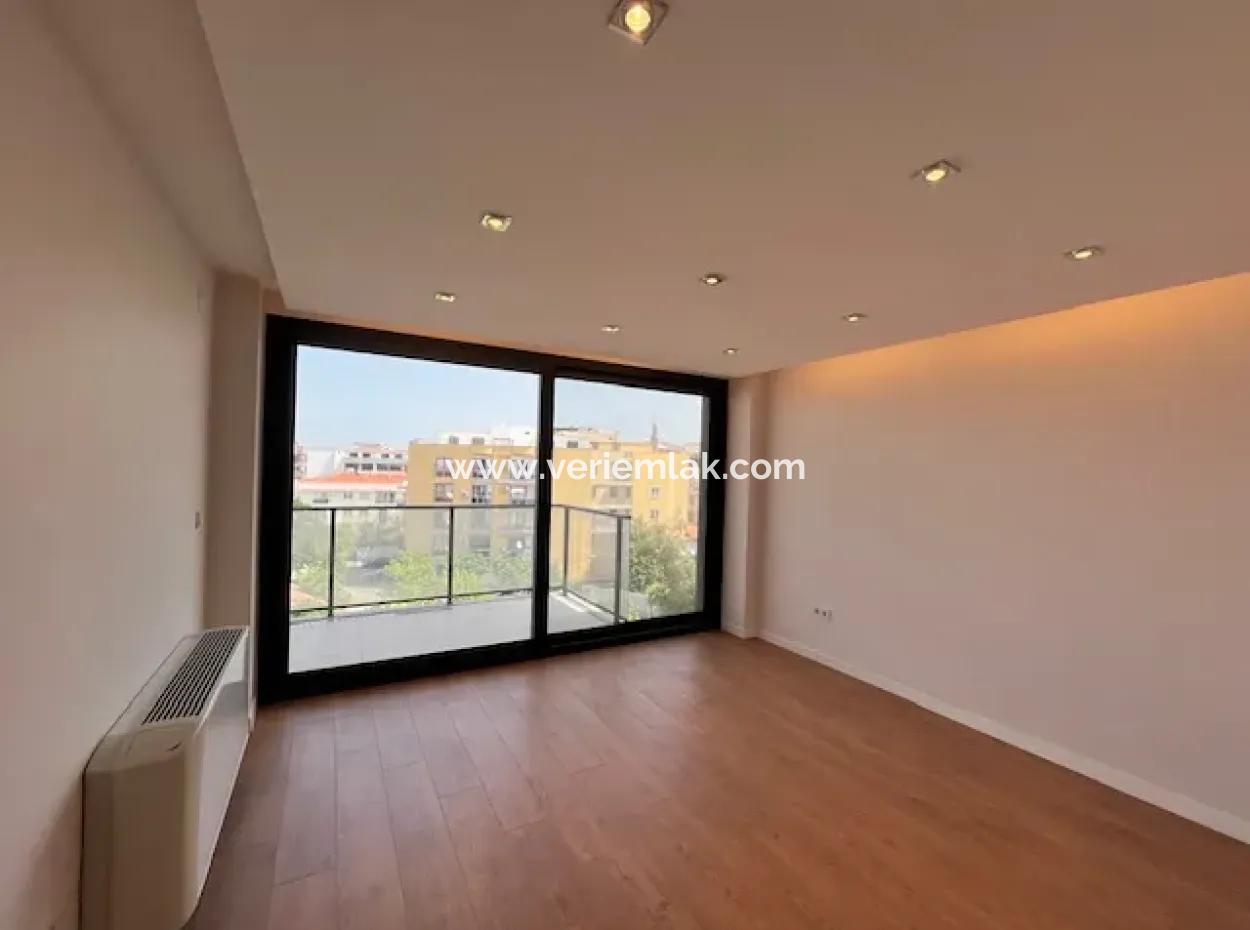 4 In 1, Smart House With En-Suite Bathroom And Terrace In Seferihisar Center