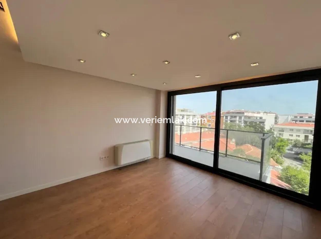 4 In 1, Smart House With En-Suite Bathroom And Terrace In Seferihisar Center