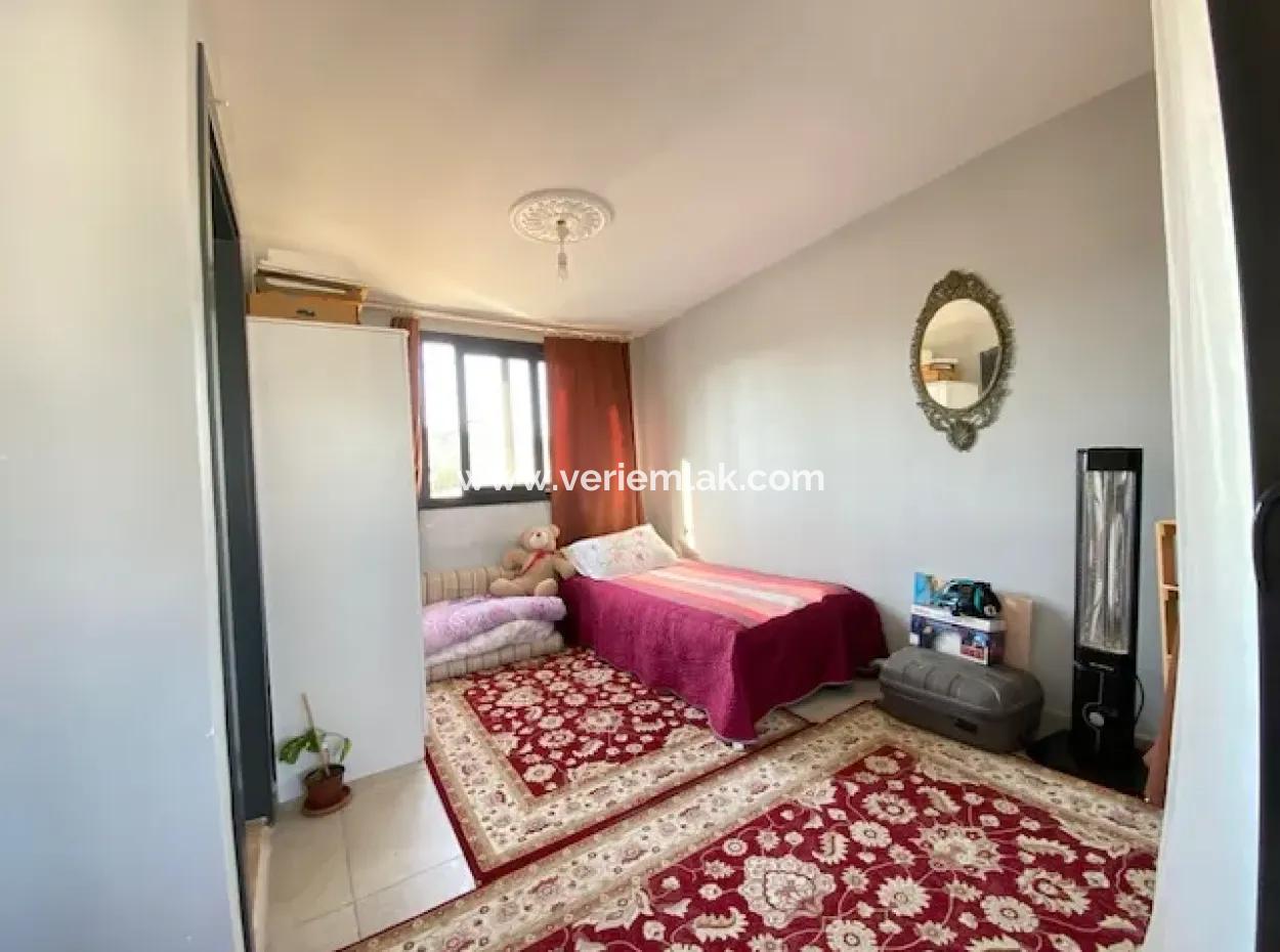 Seferihisar Doğanbeyde 3 1, Villa For Sale With Garden