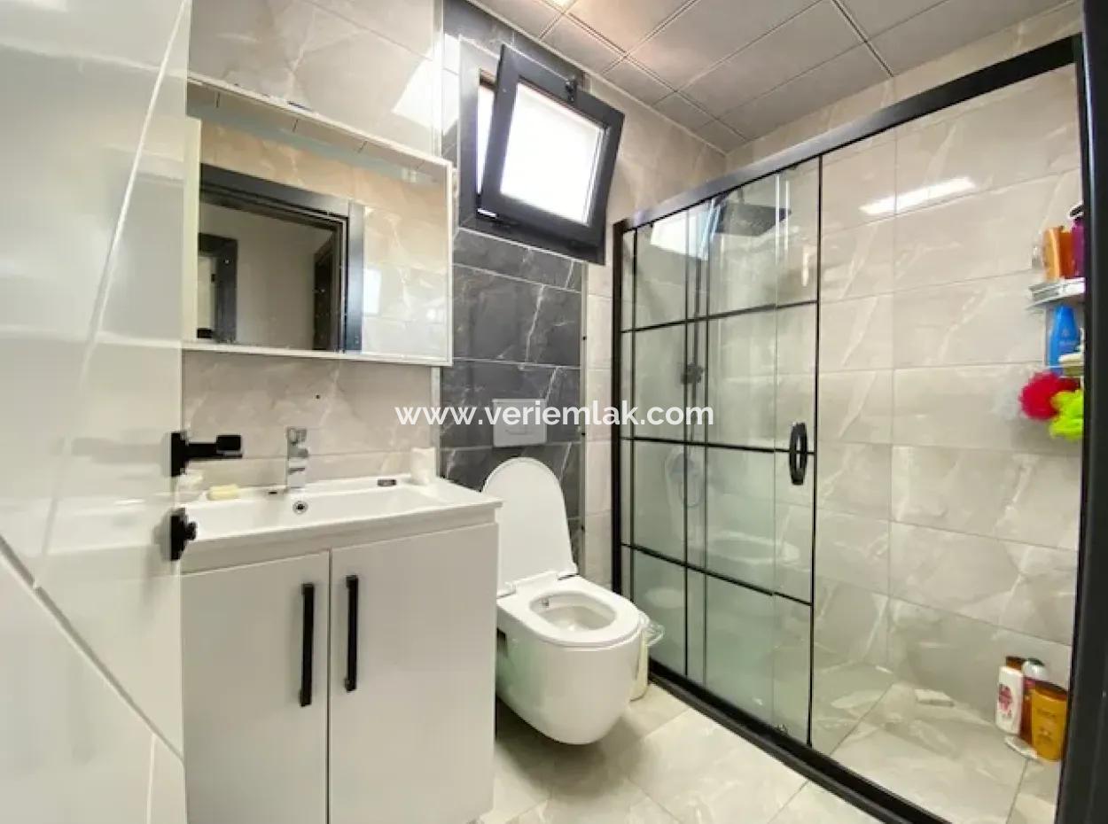 Seferihisar Doğanbeyde 3 1, Villa For Sale With Garden