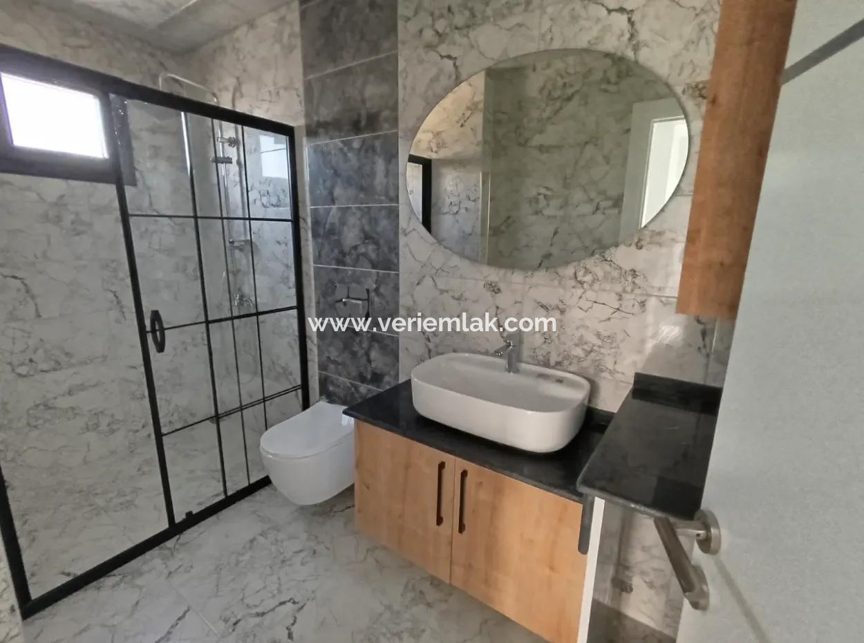 3 In 1, Zero Bargain Detached Villa In Elmastaş, Seferihisar