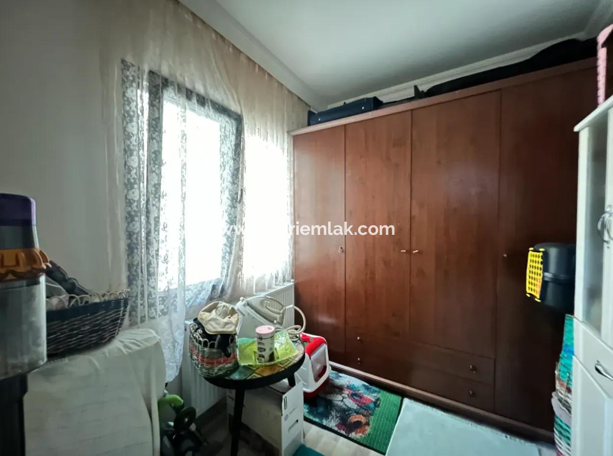 5 In 1, 240M2 Double Terrace Duplex Apartment Near Seferihisar Courthouse