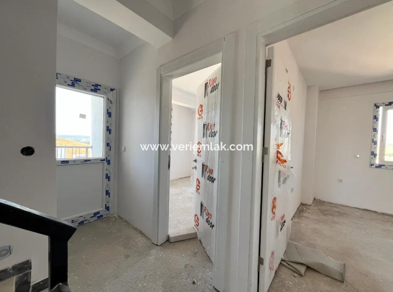 5 In 1, 180M2 New Villa In Seferihisar Çevrekent