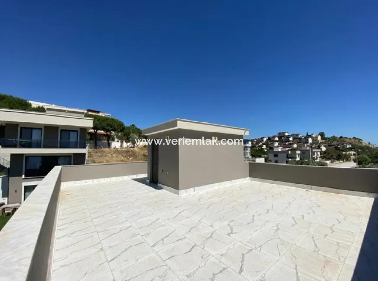 Duplex Villa For Sale In Seferihisar Akarcada 150 Meters To The Beach, 3 1 Terrace