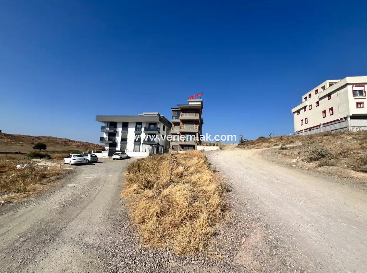 Investment Opportunity In Seferihisar Çolakibrahim: Land With High Profit Potential!
