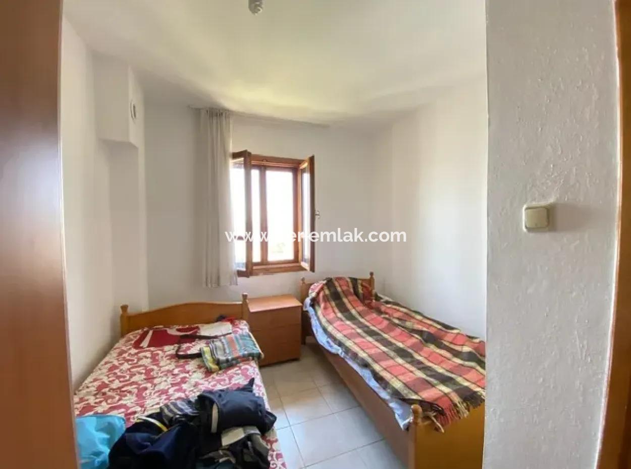 Within Walking Distance Of The Sea In Seferihisar Akarcada, 3 1 Cottage For Sale