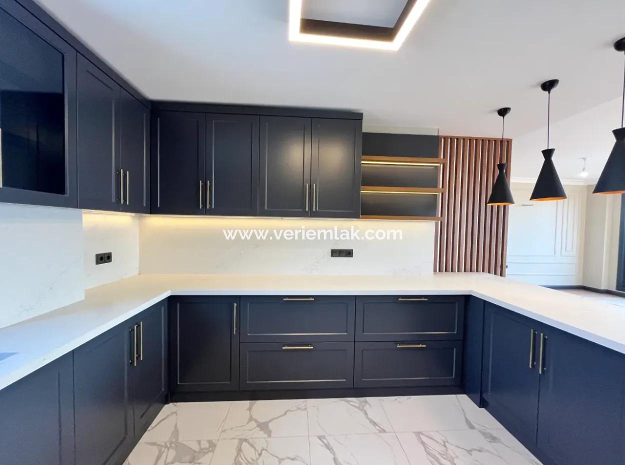 Unique Luxury Villas In Seferihisar's Most Prestigious Project!