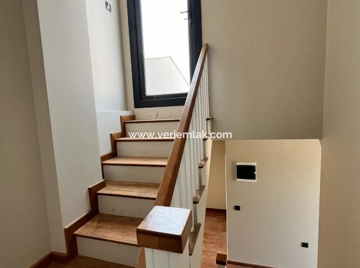 Unique Luxury Villas In Seferihisar's Most Prestigious Project!