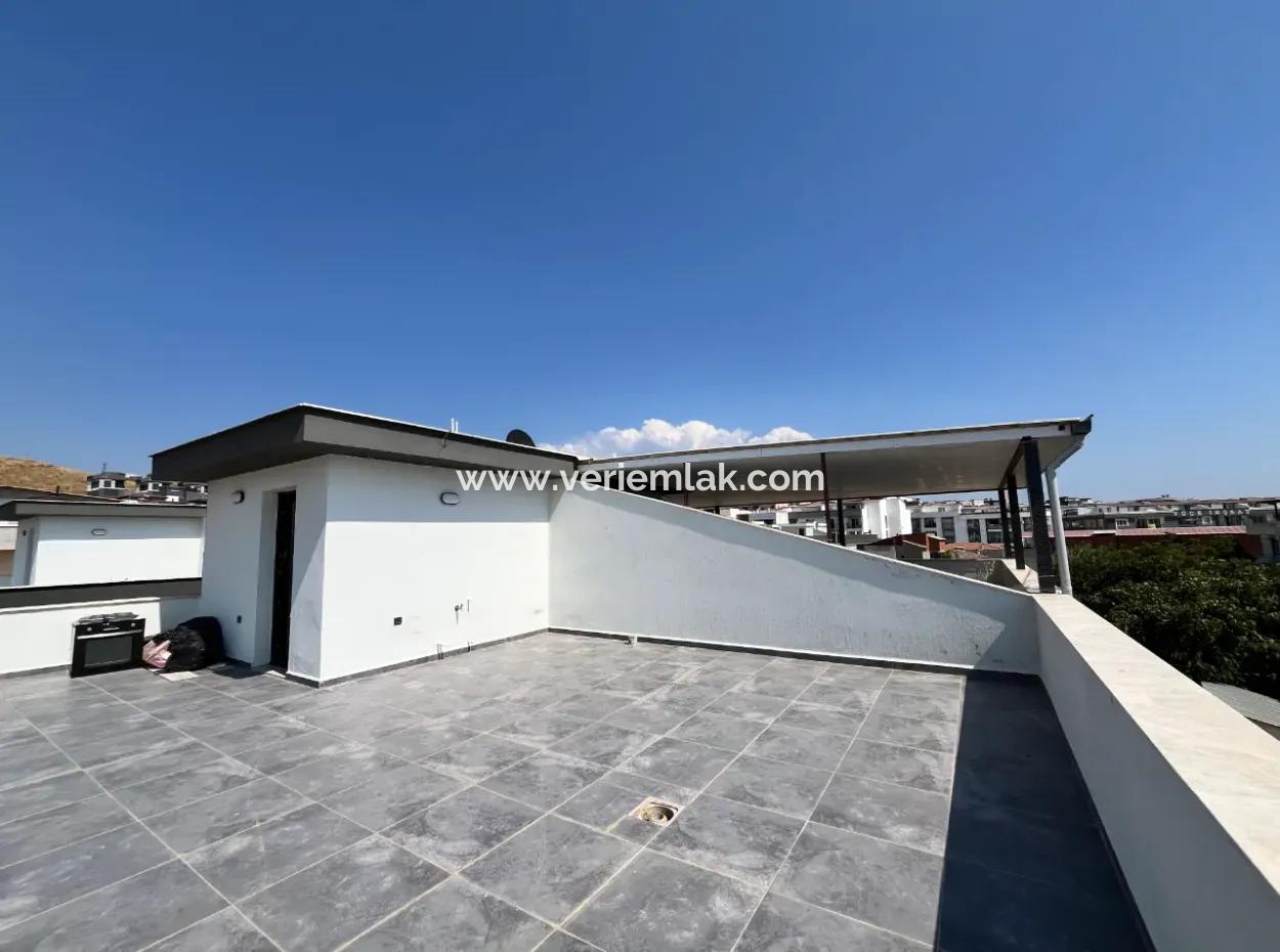 Unique Rental Villa In Seferihisar Çolak İbrahim Bey District!