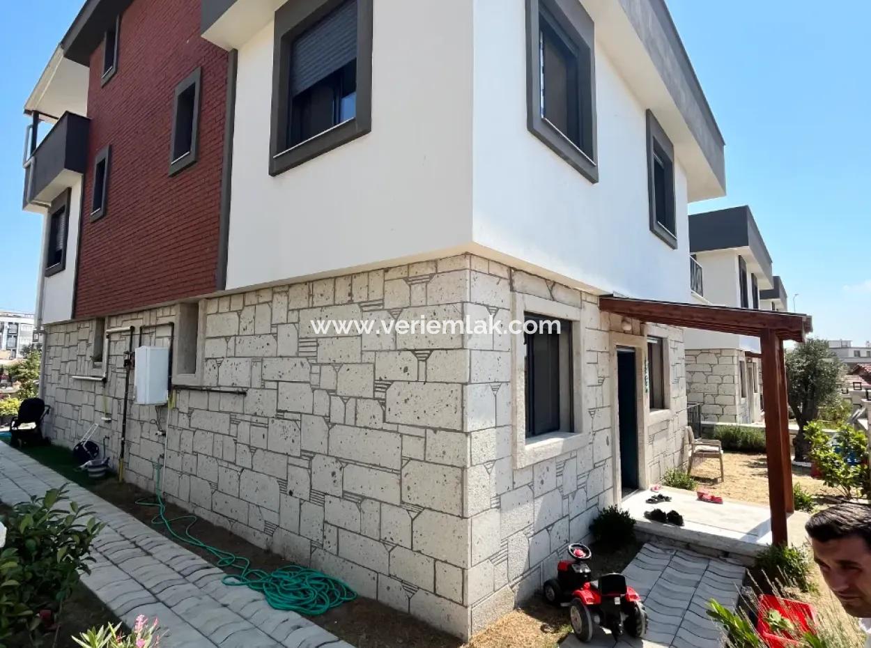 Unique Rental Villa In Seferihisar Çolak İbrahim Bey District!