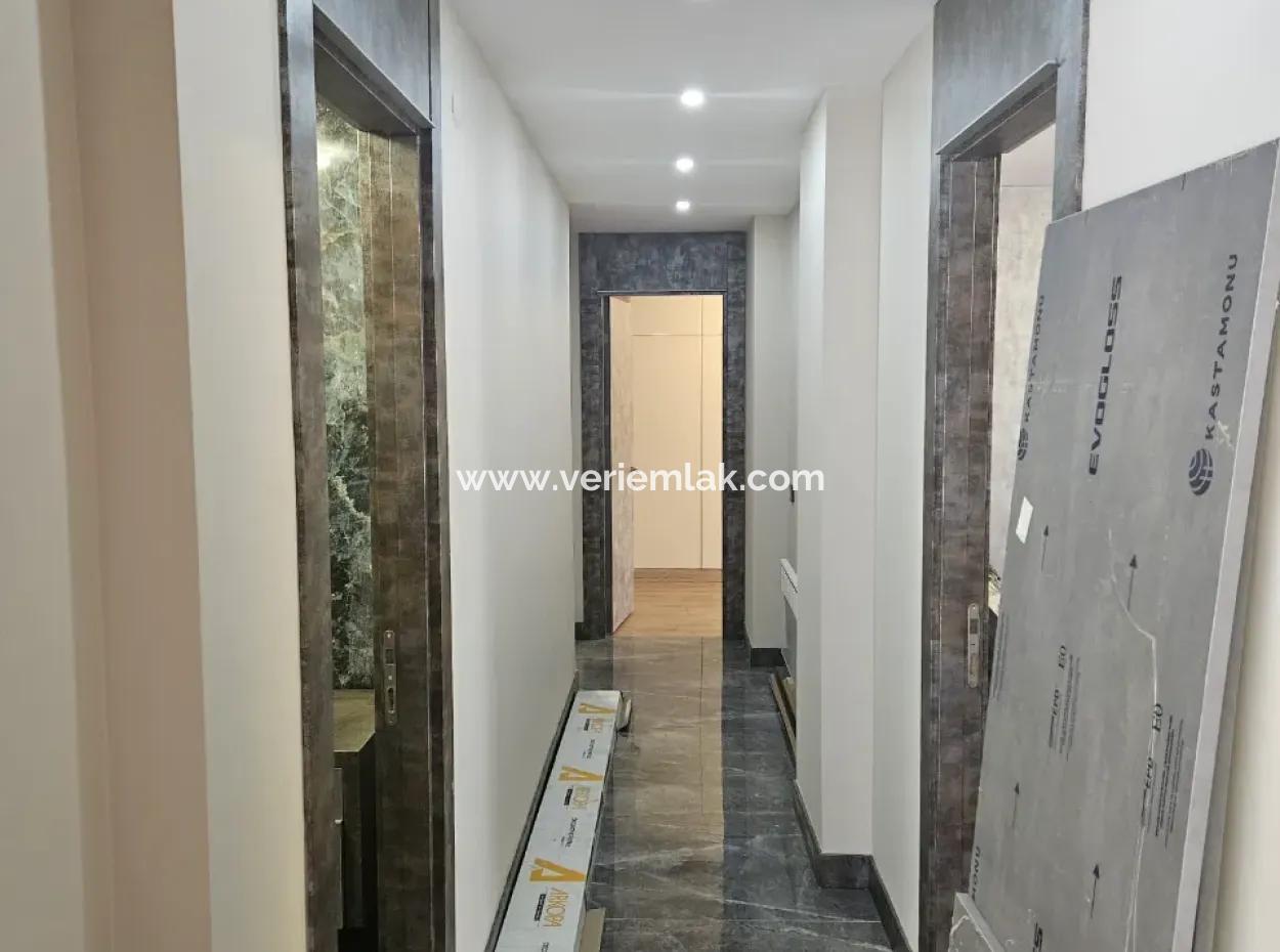 Ultra Luxury Garden Floor Apartment In The Gözsüzler Area!