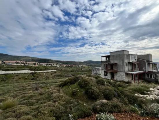 Near Seferihisar State Hospital, 300 M² Duplex Zoned Land For Sale!