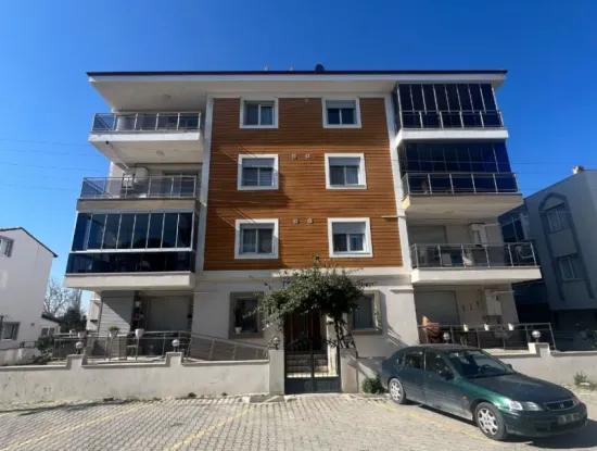 Apartment For Sale In Seferihisar Camikebir Neighborhood With Garden, Separate Nizam 3 1