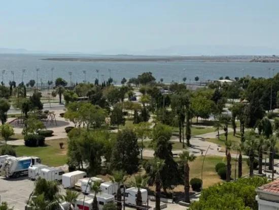 Corner With Magnificent View In Bostanli Atakent, Arakat Parking Lot With Full Sea View