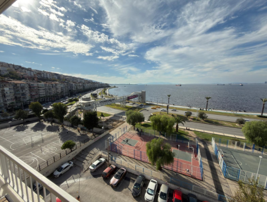 Fully Renovated Mezzanine Mansion Flat With 4 1 Parking Lot In Karataş