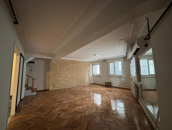 Alsancak Otoparkli Cyprus Martyrs Near Duplex 3 1 Workplace