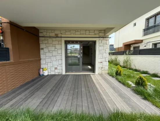 New Villa For Rent With Garden, Veranda In Seferihisar Tepecik