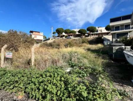 Unique Land Zoned 1320 M² On Main Street In Seferihisar Akarca, 117 M From The Sea!