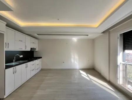 Centrally Located, Comfortable And Modern Apartment For Sale In Seferihisar Hidirlik Neighborhood