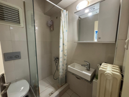 Opportunity Apartment For Sale On Mahmut Esat Street Near Alsancak Talatpaşa!