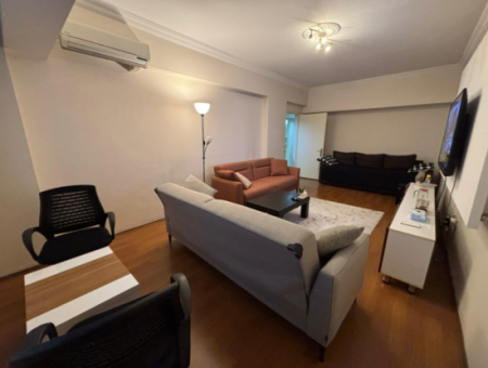 Opportunity Apartment For Sale On Mahmut Esat Street Near Alsancak Talatpaşa!