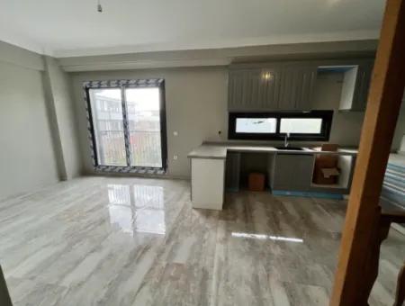 2 1 Duplex With Garden In Seferihisar Çolak İbrahim Bey Neighborhood