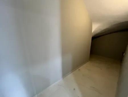 2 1 Duplex With Garden In Seferihisar Çolak İbrahim Bey Neighborhood