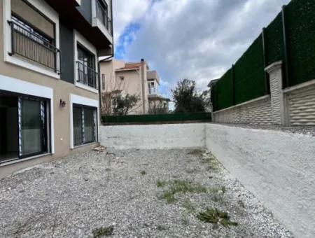 2 1 Duplex With Garden In Seferihisar Çolak İbrahim Bey Neighborhood