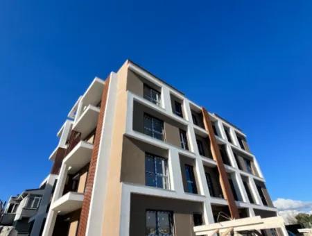 Zero 2 1 Apartments In A Complex With Pool In Seferihisar Çolakibrahimbey District, Close To Luwi Bazaar! 