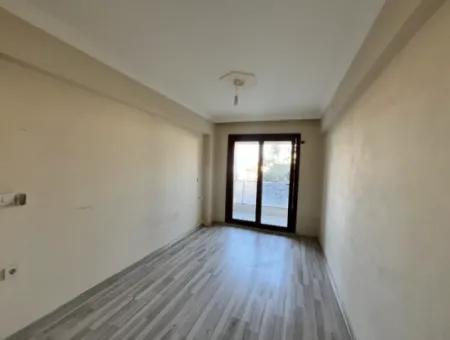 Investment Opportunity In The Center Of Seferihisar: 2 1 Apartments For Sale!