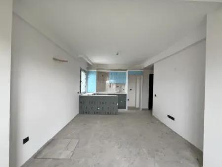Apartments For Sale In The Most Popular Neighborhood Of Seferihisar Offering Investment And Comfort Together!