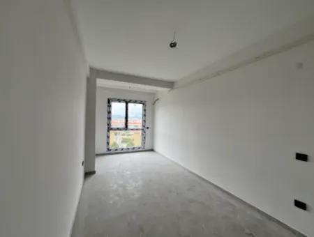 Apartments For Sale In The Most Popular Neighborhood Of Seferihisar Offering Investment And Comfort Together!
