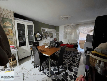 Alsancak – Mahmut Esat Vicinity 1 1 Opportunity Apartment For Sale!
