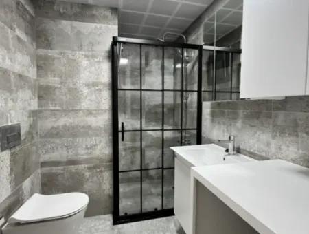 New Apartment With Terrace And Balcony, Built With High-Level Workmanship In Seferihisar Hidirlik