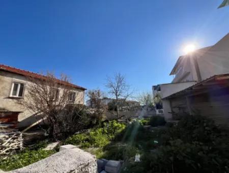 Corner Parcel Suitable For Investment Land For Sale In Seferihisar Çolakibrahimbey Neighborhood!