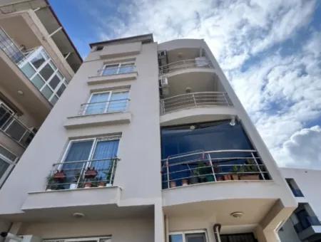 Comfortable And Modern 2 1 Apartment For Sale In Seferihisar Çolakibrahim Bey Neighborhood