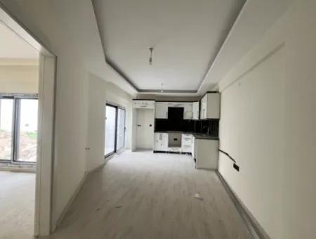 1 1 Brand New Apartment With Luxury Architecture In Seferihisar Turabiye Neighborhood