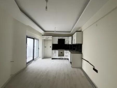 1 1 Brand New Apartment With Luxury Architecture In Seferihisar Turabiye Neighborhood