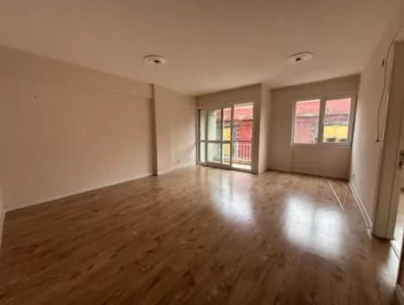 Alsancak Cyprus Martyrs Near 2 1 1St Floor Renovation For Rent