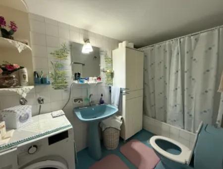3 In 1 Apartment With View, Spacious And Useful In Balçova Cable Car Neighborhood