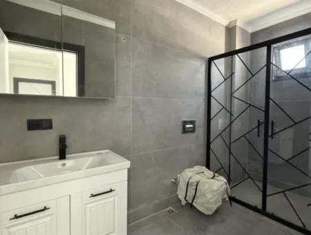 Villa For Sale In Camiikebir Neighborhood With Detached Entrance, Large Garden, Luxury Architecture