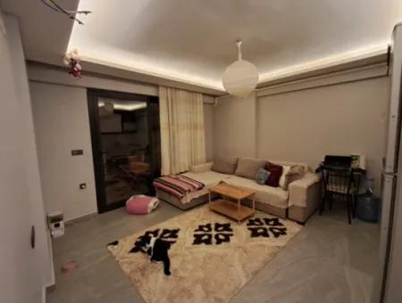 Comfortable Apartment In The Center Of Seferihisar With Terrace, Underfloor Heating, Electric Shutters!