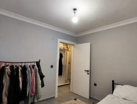 Comfortable Apartment In The Center Of Seferihisar With Terrace, Underfloor Heating, Electric Shutters!