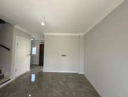 Luxury Villa Within Walking Distance Of The Sea, Large Garden, Sea View In Seferihisar Akarca!