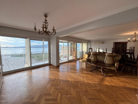 3.5 1 Vat Workplace/Residence With Sea View In Alsancak Kordon
