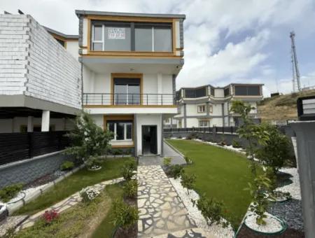 Zero Villa At The Summit In Seferihisar Akarca, Dominating The View And Peace
