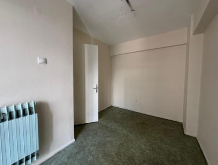 Secretariat Opportunity Workplace For Rent In Alsancak Cyprus Martyrs