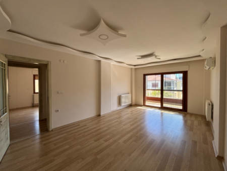 3 1 Apartment For Sale With Natural Gas In Seferihisar Camikebir Neighborhood